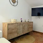 Olivastro مورتا ماريا